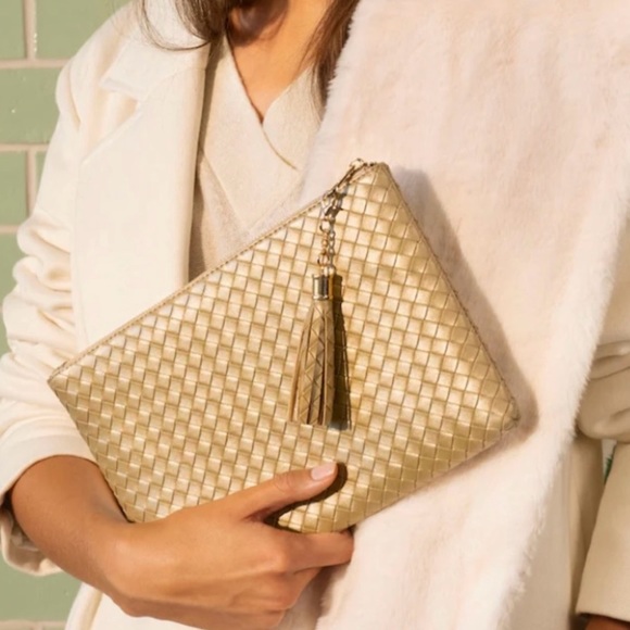 Virginia Wolf Accessories - VIRGINIA WOLF Woven Pouch Gold Vegan Leather Clutch Tassel Zip Top Make Up
